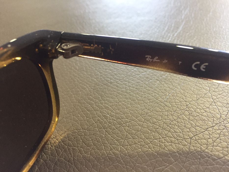 Oculos de sol em excelente estado, qualidade