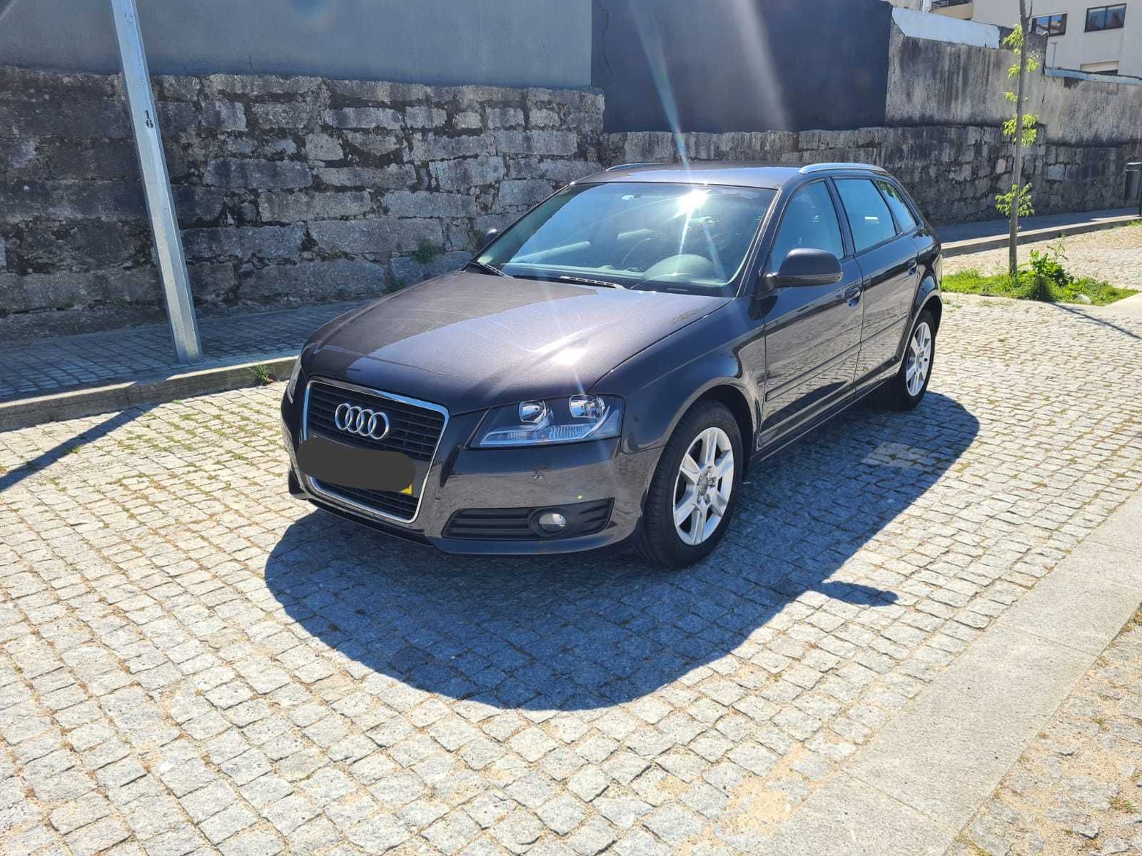 Audi A3 sporback. Carro em muito bom estado.