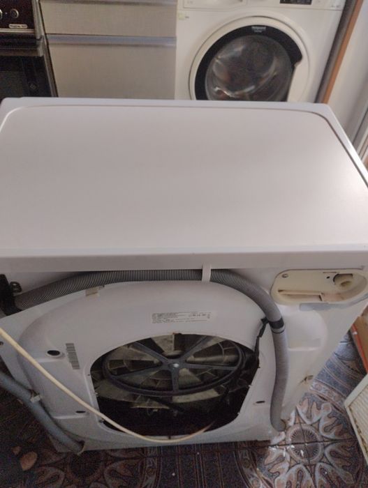 Продам стиральную машину бу indesit