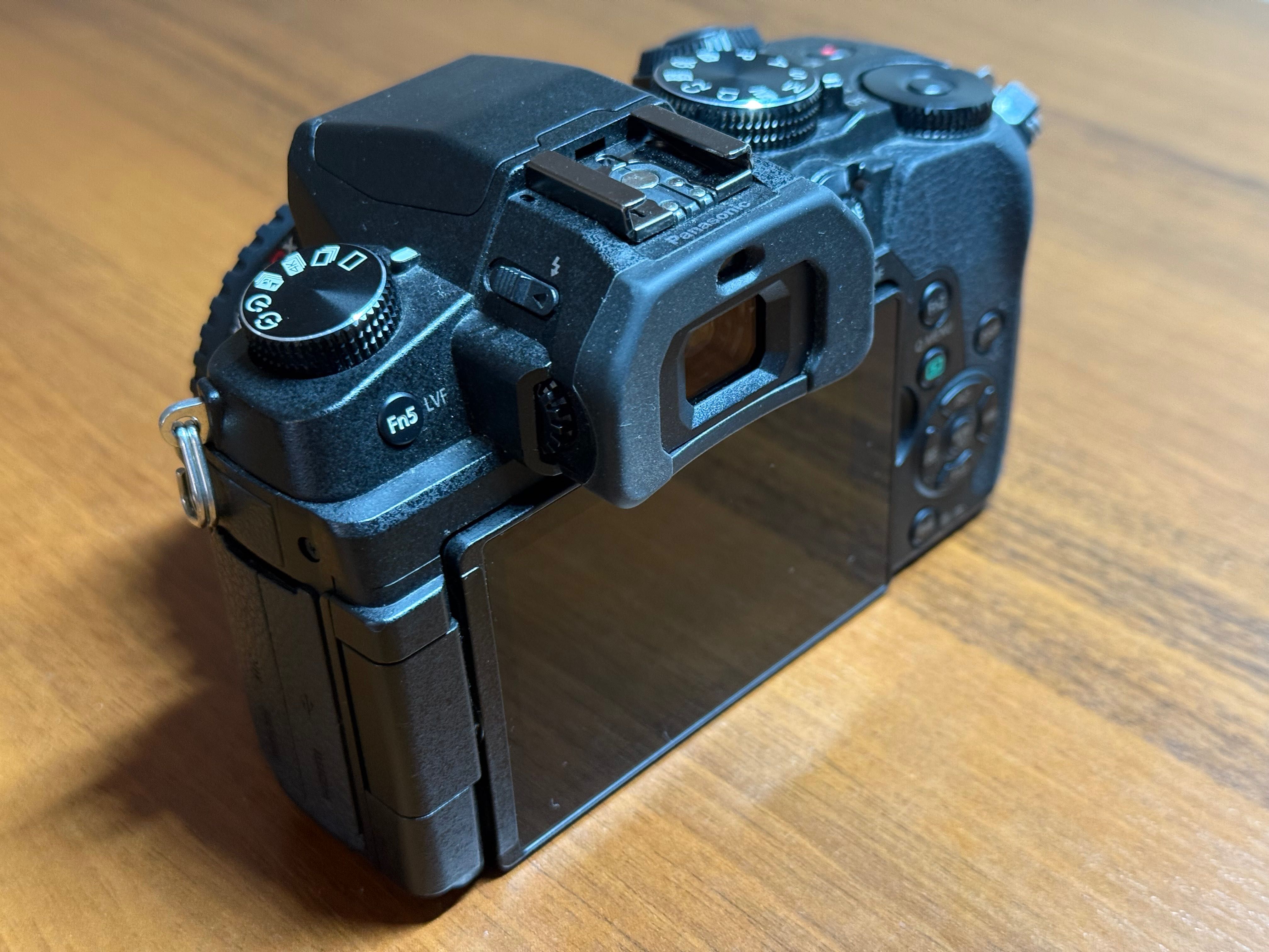 Panasonic Lumix DMC-G80 + SpeedBooster Viltrox Mark II, Canon EF