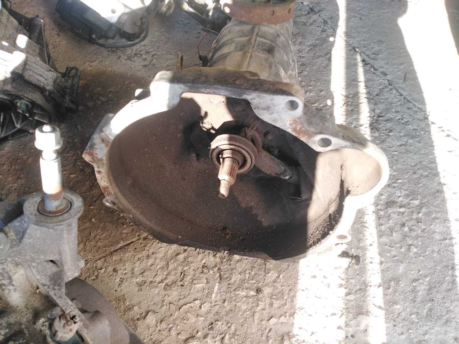 Caixa de Velocidades Mitsubishi L300 2.5T