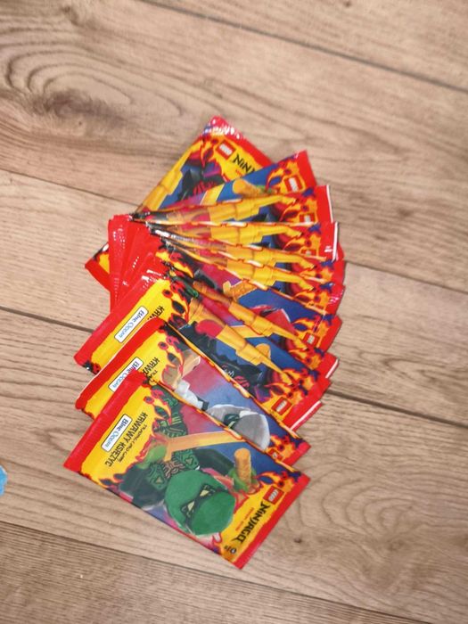 saszetki LEGO NINJAGO Karty Krwawy Księżyc seria 10 - 20 saszetek