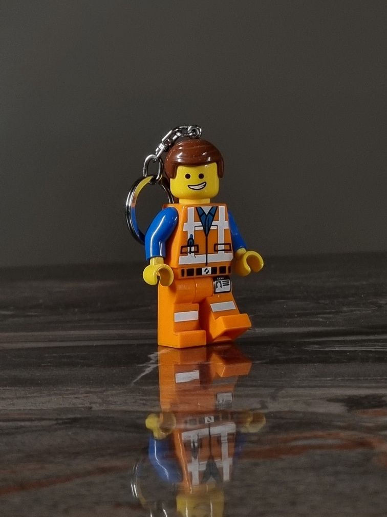 Lego Movie Przygoda Emmet Latarka Figurka Emmet brelok latarka LEGO