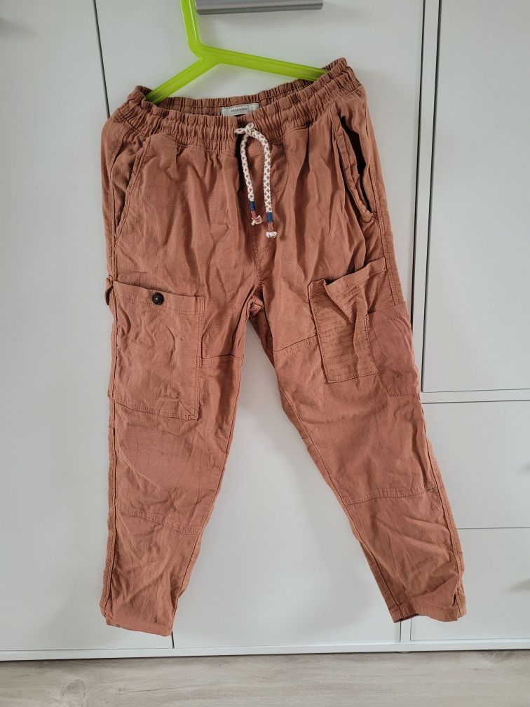 Spodnie Reserved 140 jak nowe