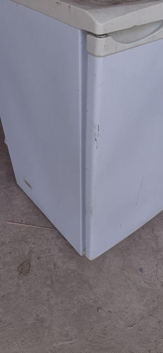 Морозилка камера малинькая