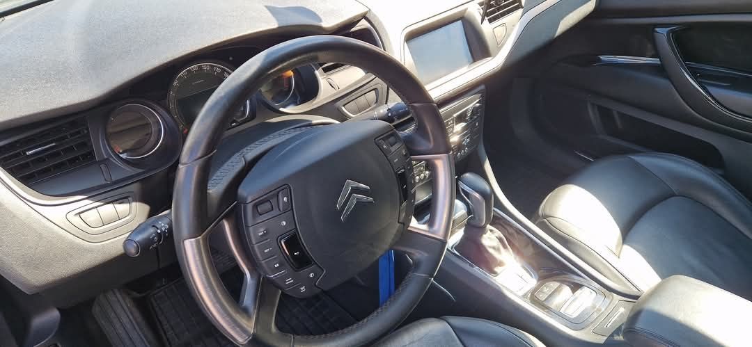 Citroen C5 Kombi exlusive 2.0 hdi w automacie 2009r.
