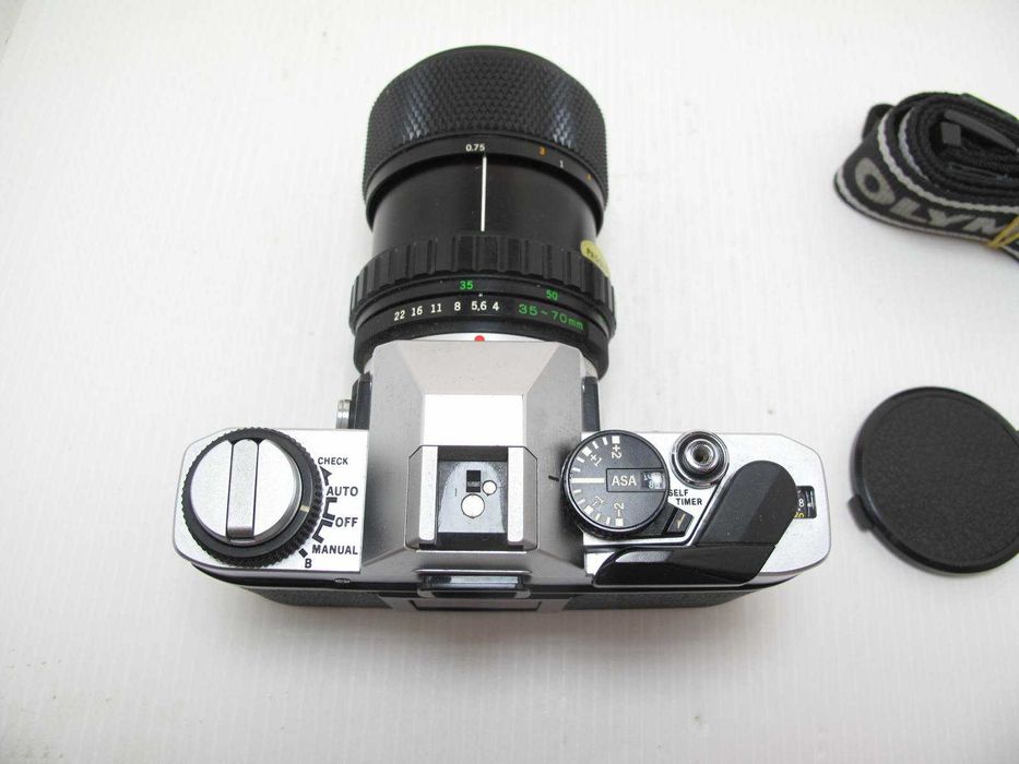 Olympus  OM 20 com Ojectiva OM Auto zoom 35 - 70