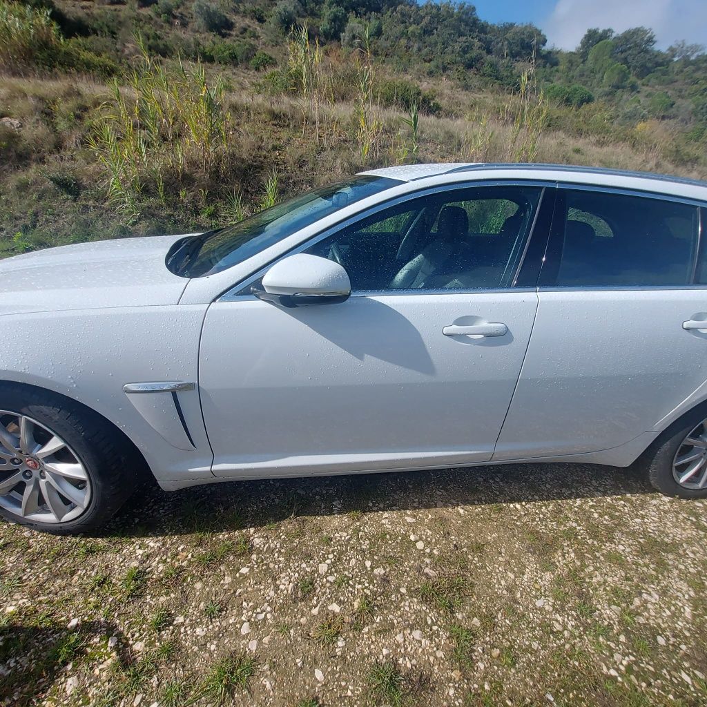 Station Jaguar XF Sportbrake