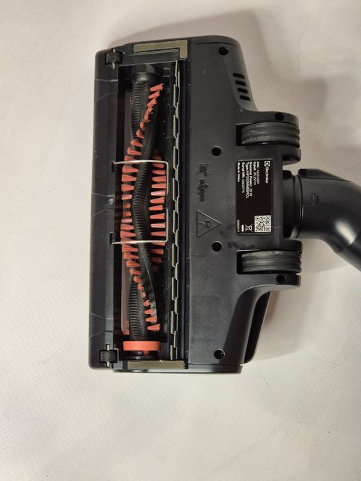 Odkurzacz bezprzewodowy AEG AP81AB25UG