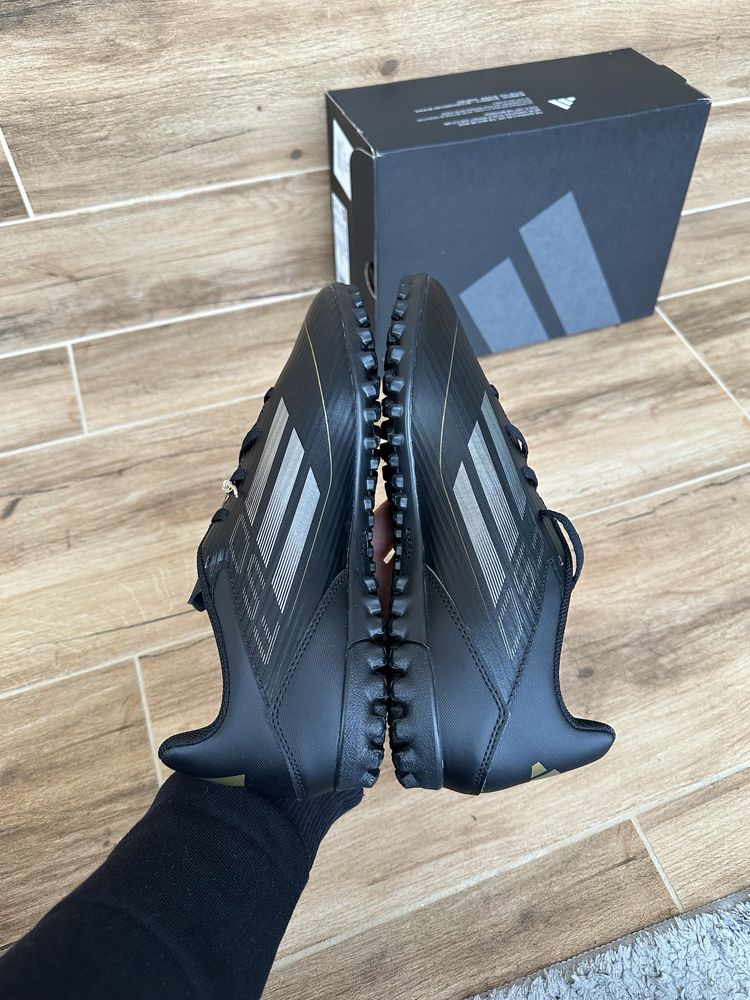 Сороконожки Adidas F50