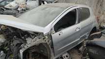 Разборка Peugeot 308 07-14. EP-6 1.6 автомат дверь стекло панорама