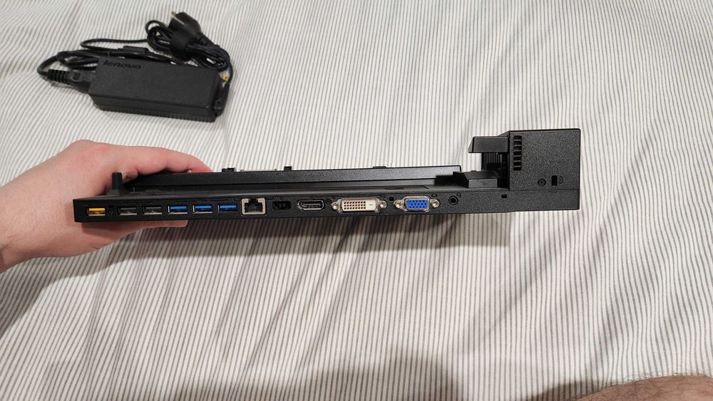 Lenovo thinkpad Dock station