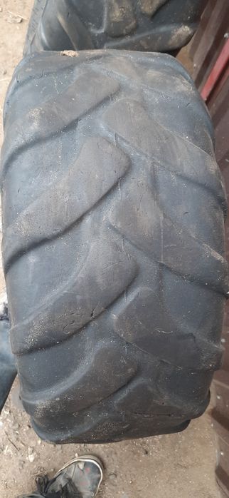Opony 280/60-15,5