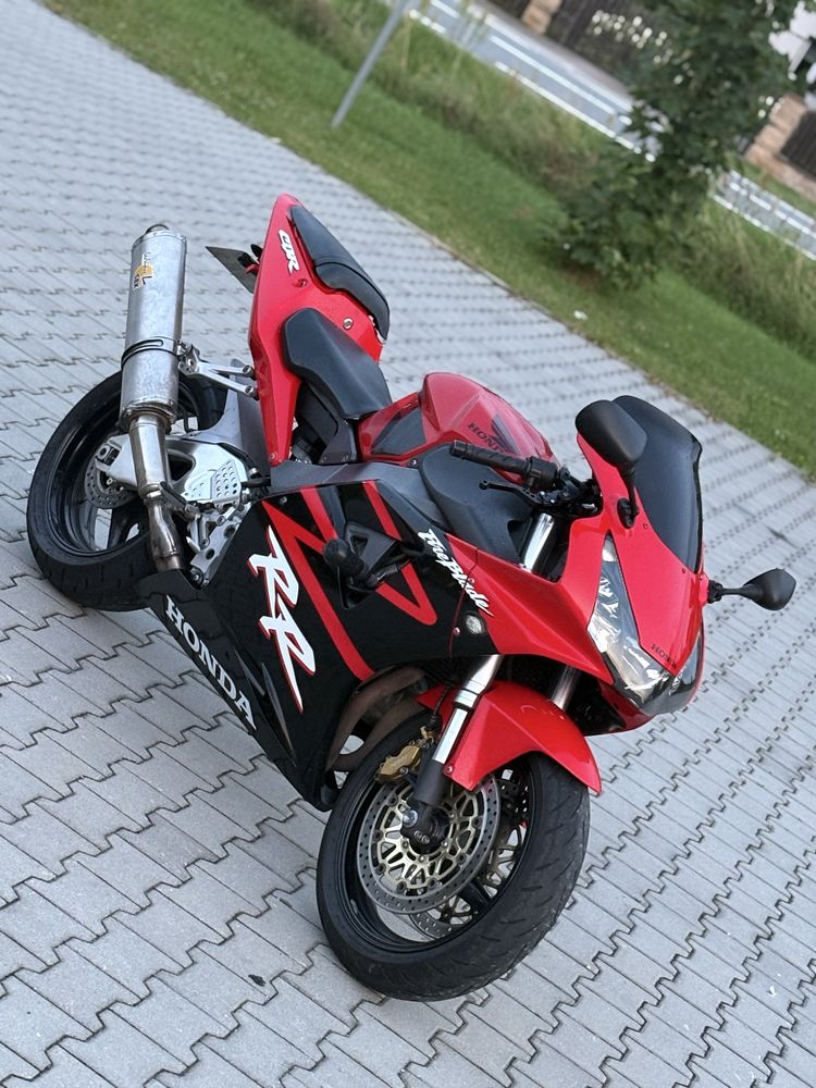 Honda cbr 954 rr fireblade