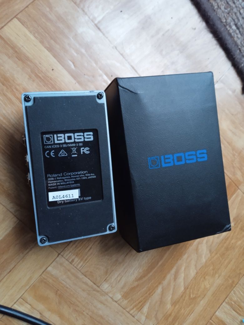 Boss Sy-1 Synthesizer