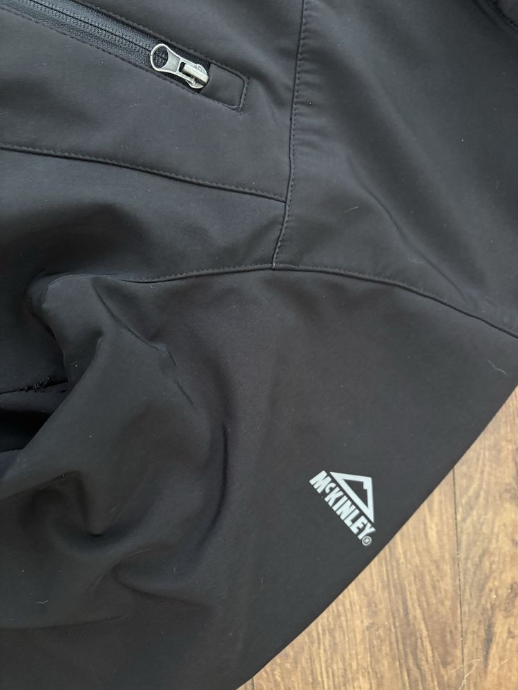 Kurtka turystyczna_McKinley_softshell 3000_M