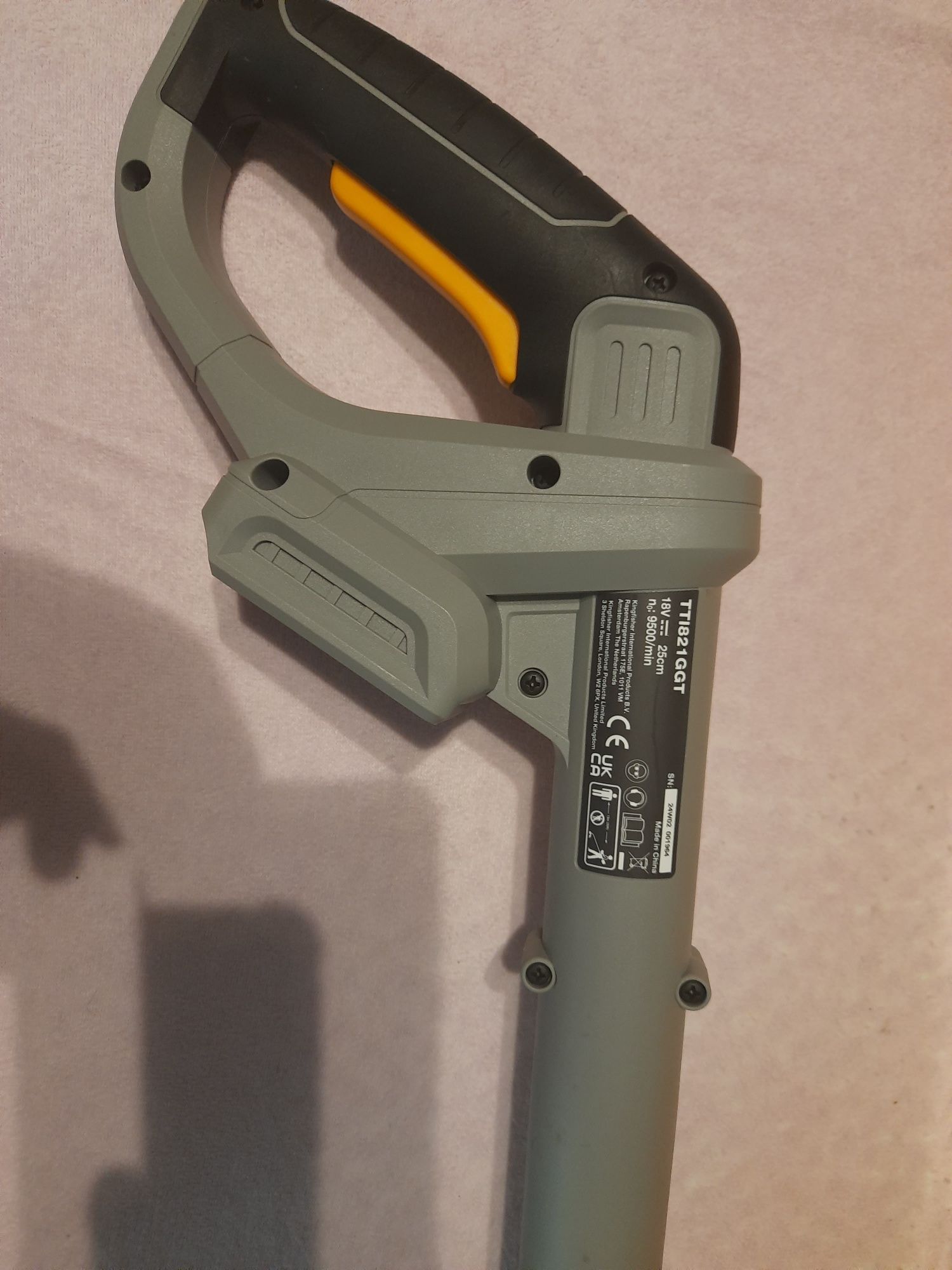 Podkaszarka akumulatorowa Titan.5Ah.