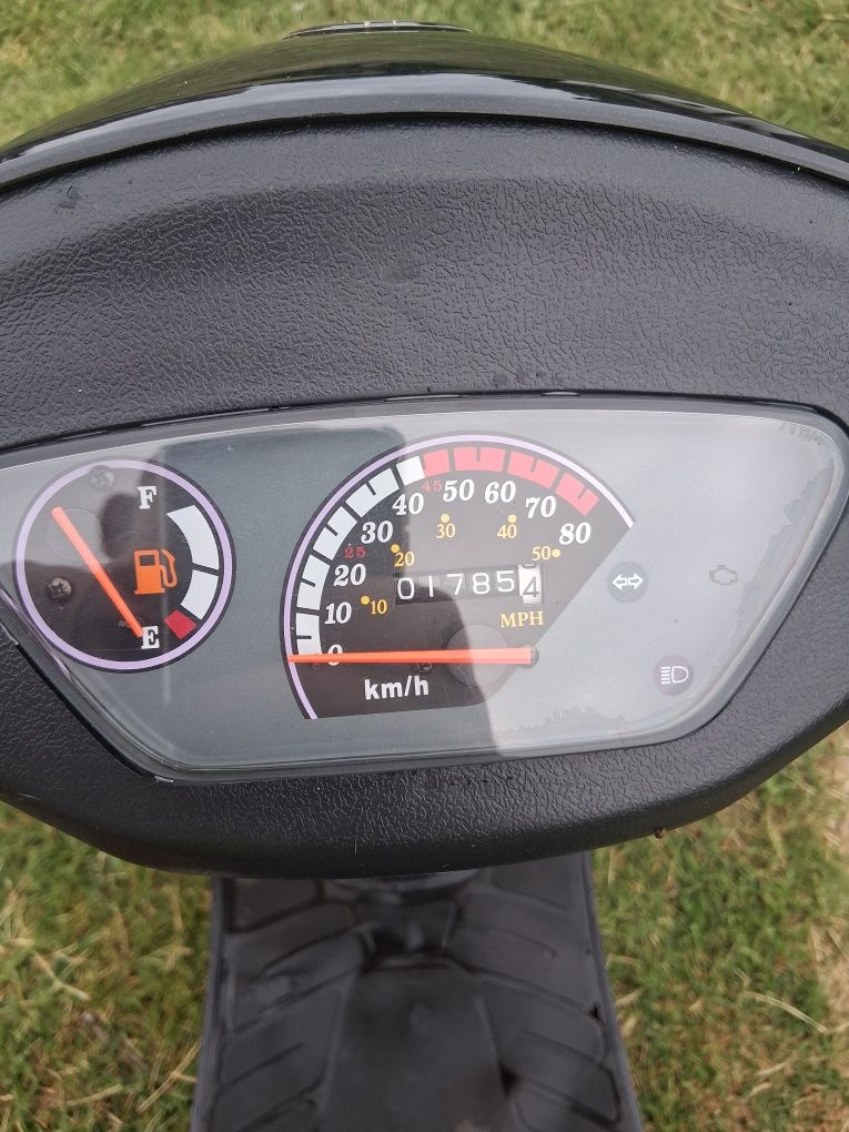 Skuter ZNEN ZNAY 50
