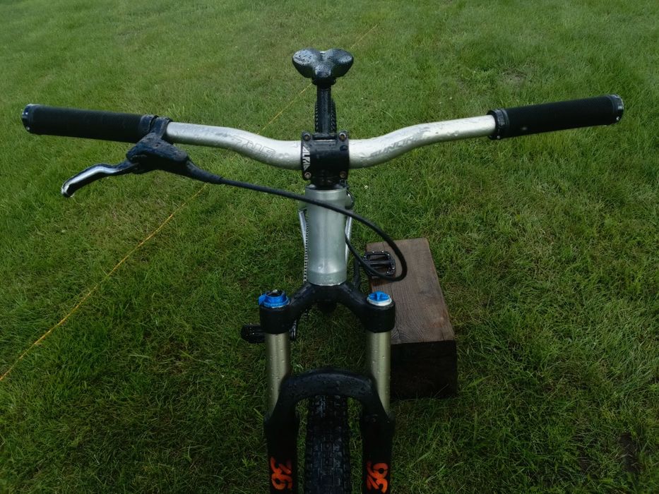 rower ns decase V1 (dirt) na fajnych częściach