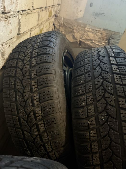 Koła zimowe 5x114.3 185/60-15 toyota