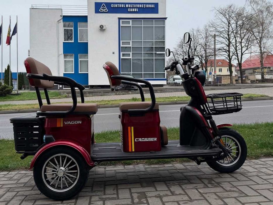 Электроскутер Crosser Vagon трицикл 3-х местный 800W/20A черный 2025