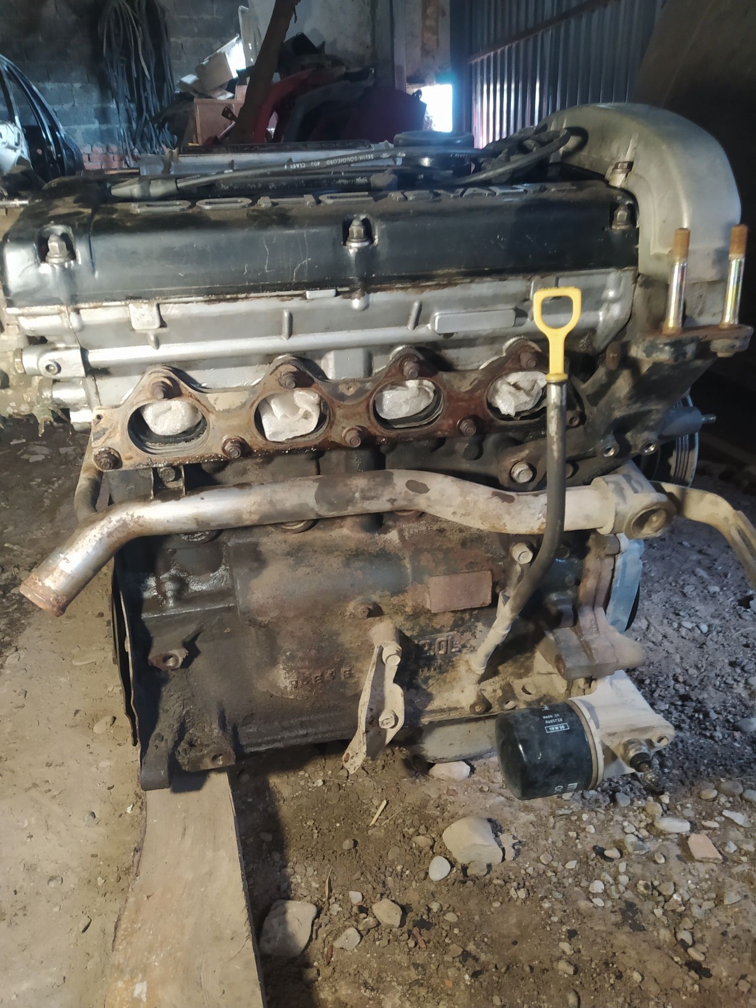 Запчастини до двигуна Hyundai Sonata Y3  2.0 DOHC 16 VALVE G4CP