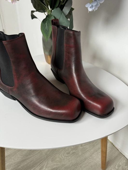 Шкіряні чоботи , черевики , ботінки, сапоги