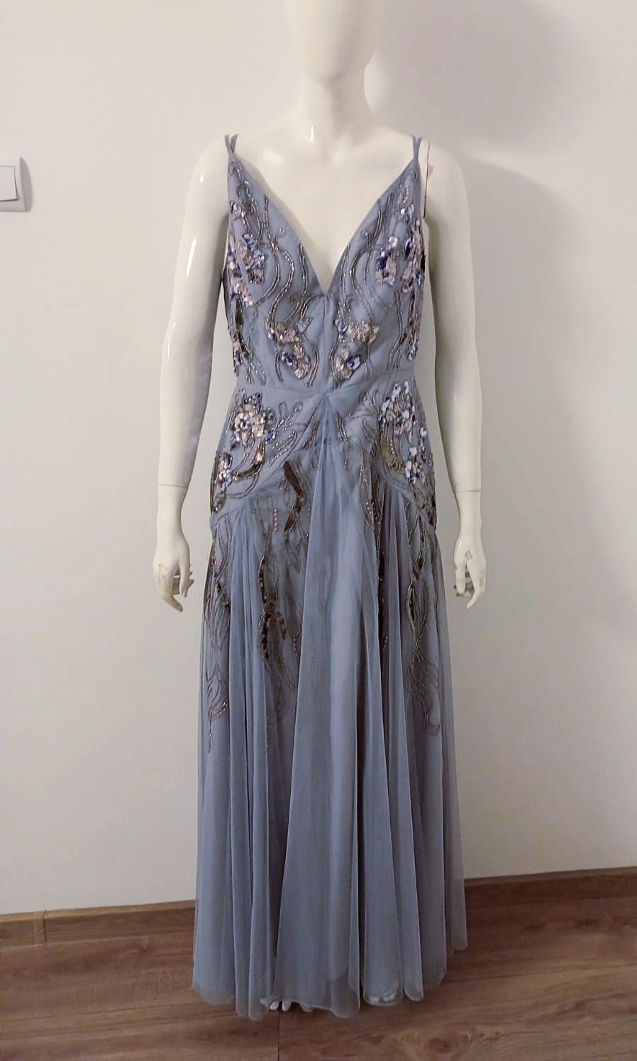 Tiulowa sukienka z koralikami ASOS 42/XL