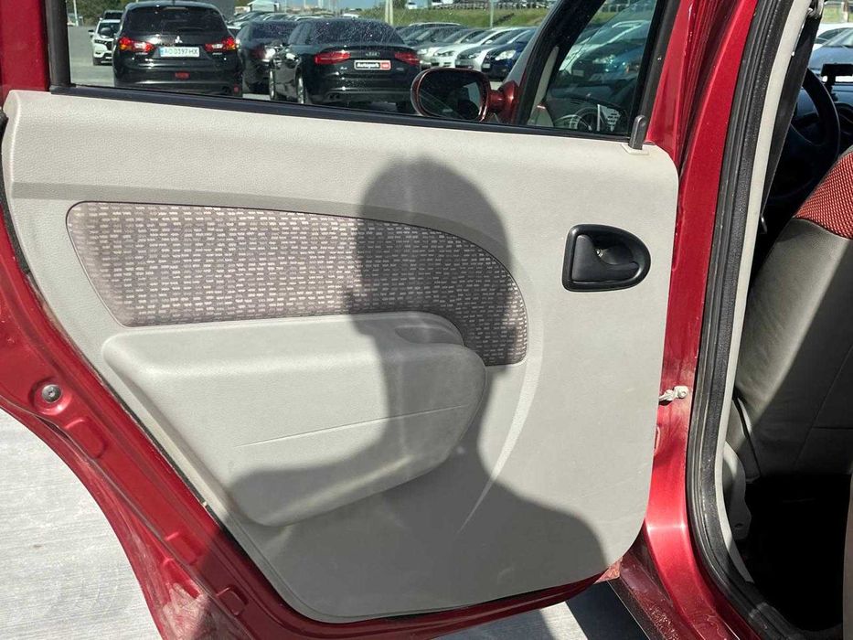 Продам Dacia Logan 2006р. #71445