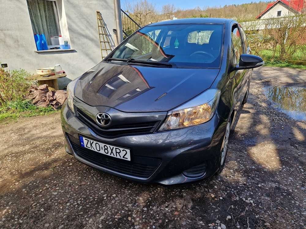 Toyota Yaris 2013 rok 1,4 D4D 90 PS klimatyzacja