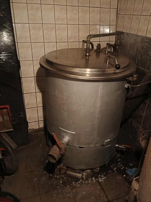 Kocioł warzelny / parnik  300l. Podwójne dno