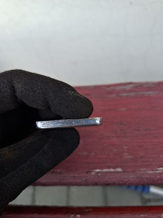 Zabytkowy znaczek emblemat Zastawa  prl