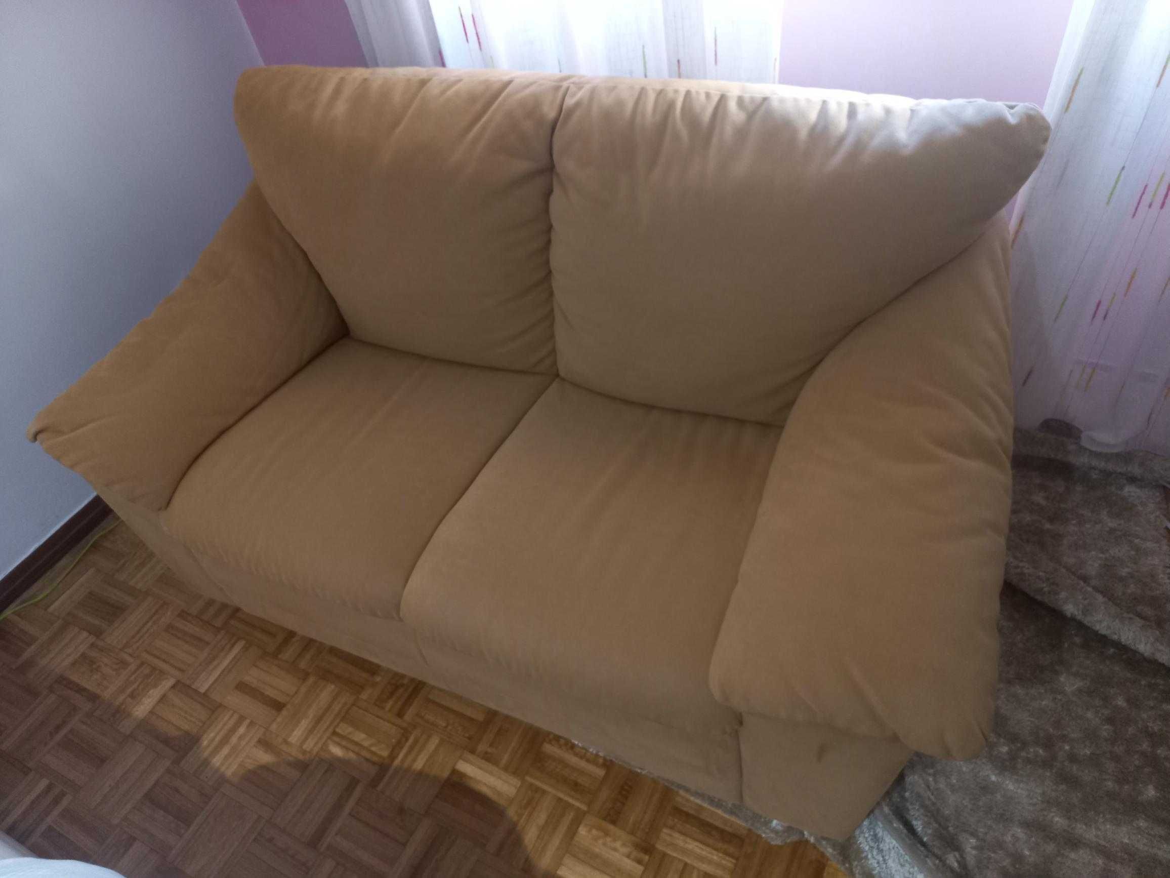 Conjunto Sofás 3 + 2 Lugares Camel em Excelente Estado