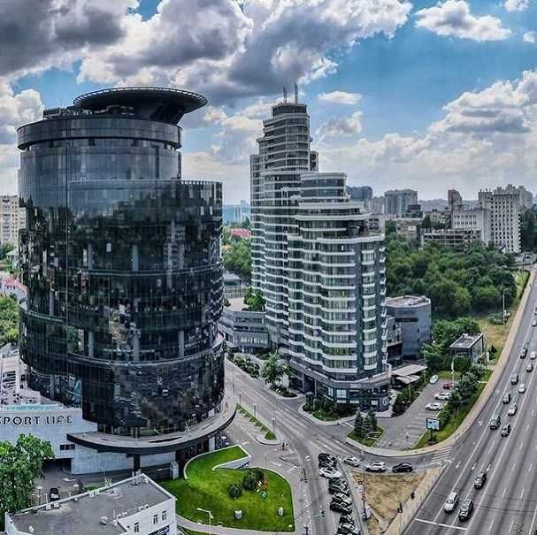 Мебльований офіс в БЦ преміум-класу, метро Звіринецька