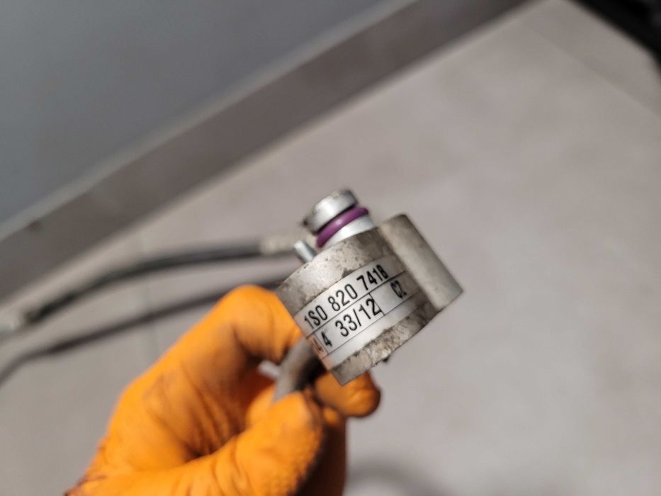 Przewody klimatyzacji Skoda Citigo 1.0 MPI 75 KM Benzyna 2012 rok