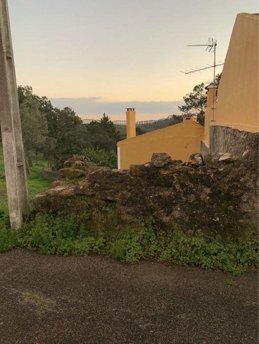 Terreno em Vale de Lobos (Sintra)