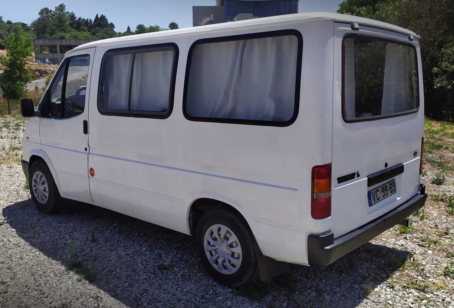 Campervan - Ford Transit - 4 Dormidas