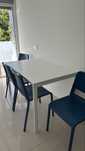 Conjunto mesa e 4 cadeiras IKEA