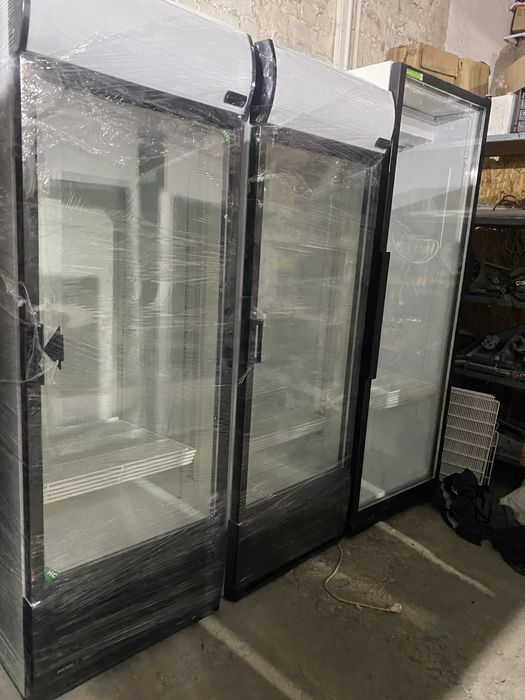 Холодильник торговый Холодильный шкаф витрина Регал Лари Барный