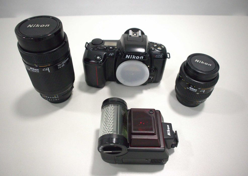 Flash Nikon SB20, Corpo Nikon 6006 (Nikon F601)