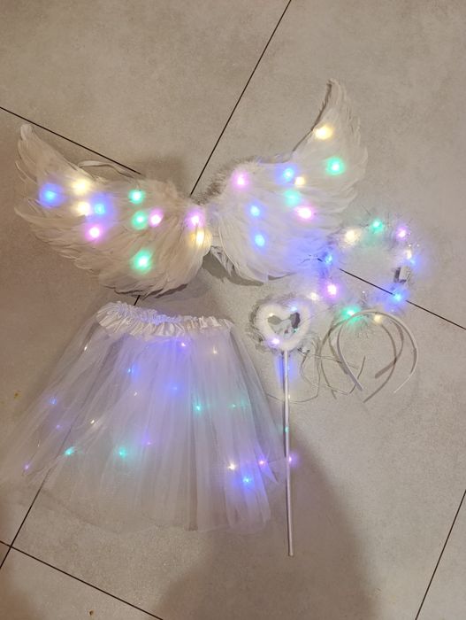 Strój kostium 122 przebranie anioła LED świeci 104  aniołek 116 skrzyd
