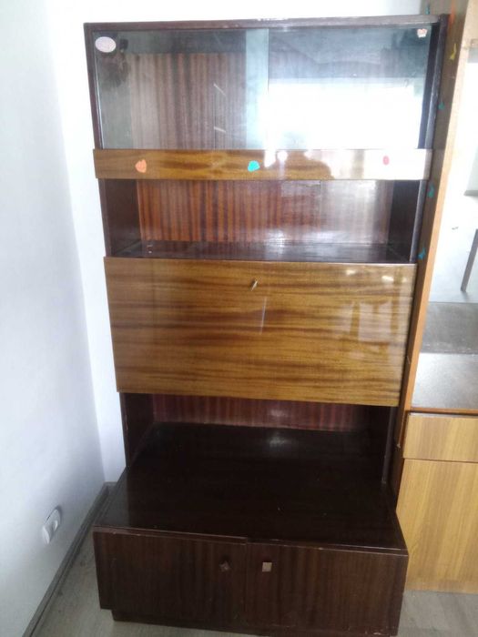 Шкаф               .