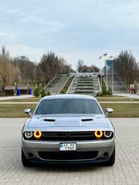 Продам Dodge Challenger