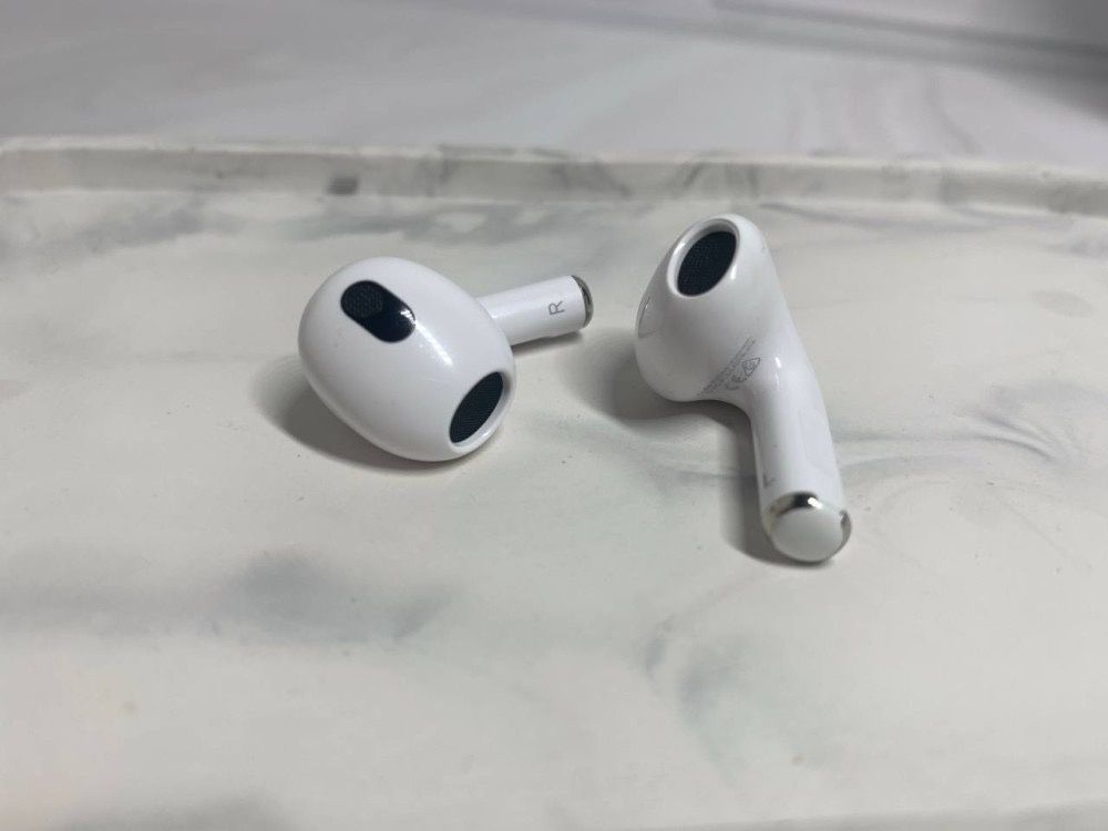 Навушники AirPods 3