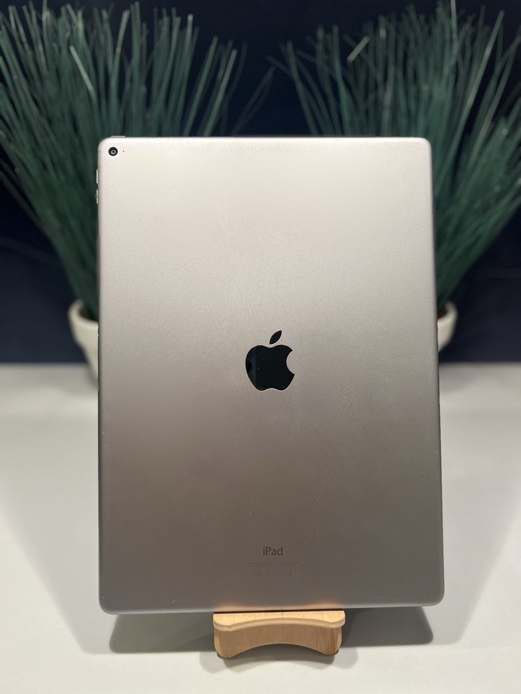 iPad Pro 12.9 32 gb Wifi Space Gray ідеал з гарантією АКБ 90