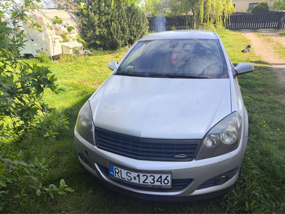 Opel astra H GTC 1.9 CDTI