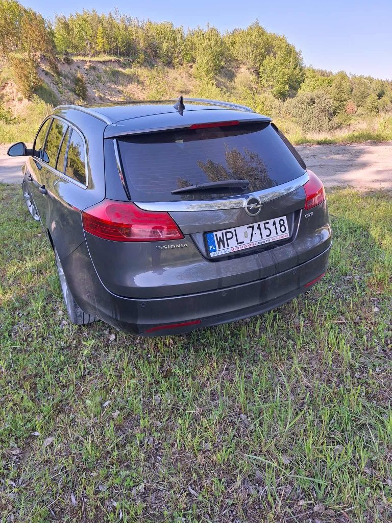 Opel Insignia 2.0cdti 130 km  Automat