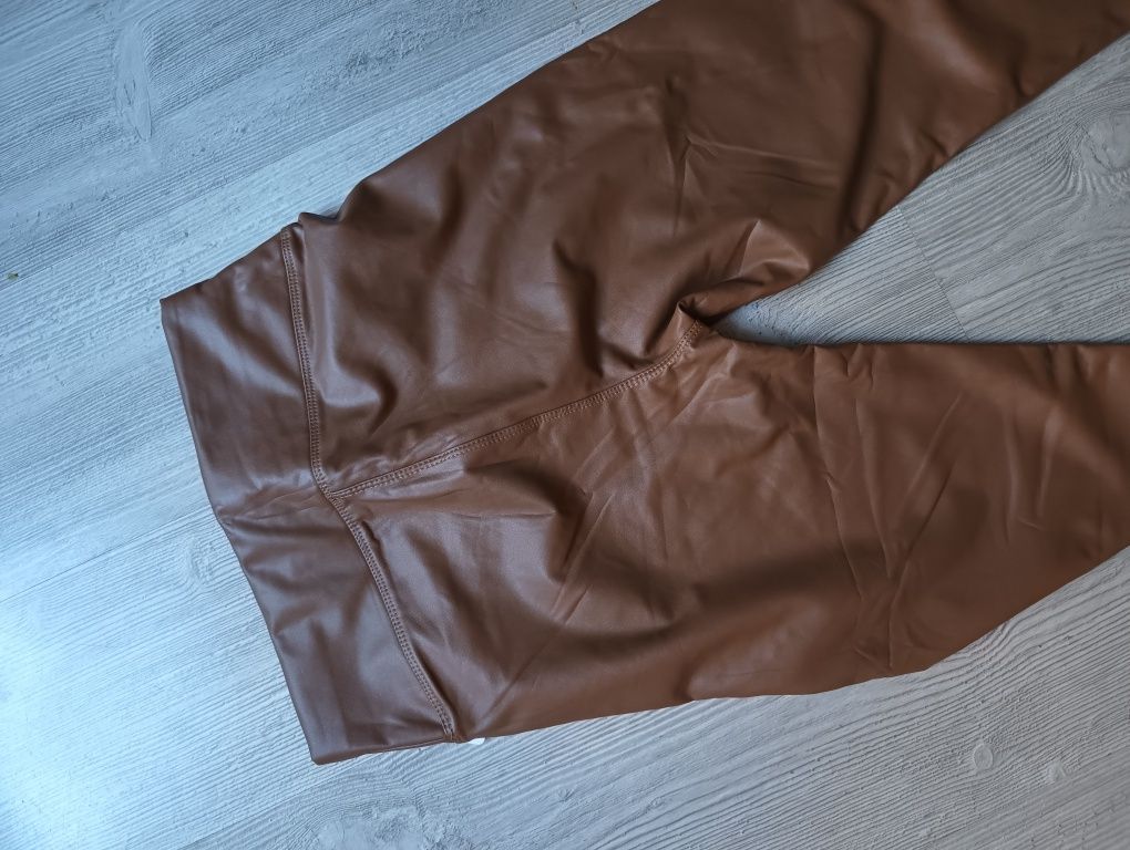 NOWE Legginsy eko skóra skórzane ocieplone r. M