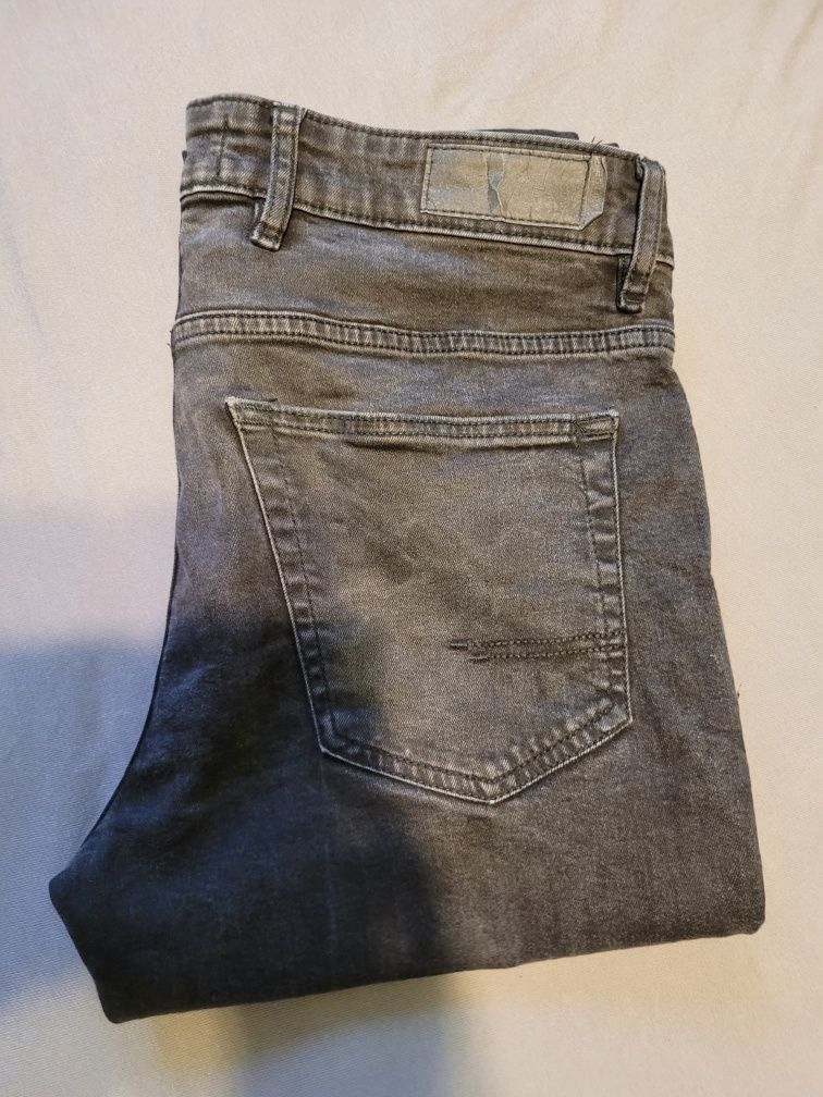 Czarne spodnie jeansy  170+ H&M