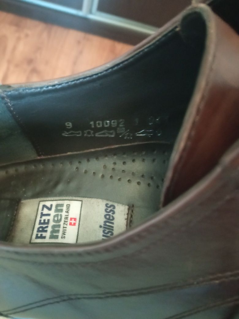Новые кожаные туфли Fretz Men Р. 43 eu